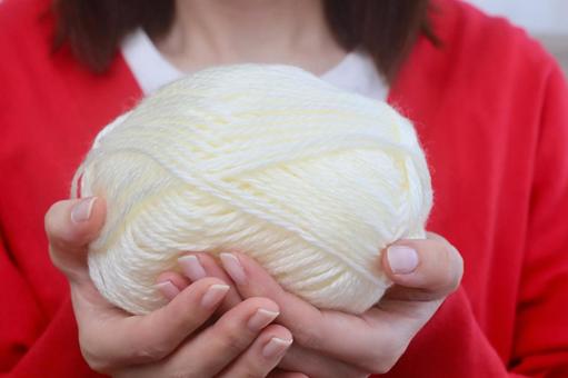 毛糸を持つ女性 毛糸,編み物,冬の写真素材