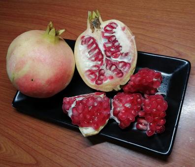 ザクロ ザクロ ザクロ,タイの果物,タプティムの写真素材