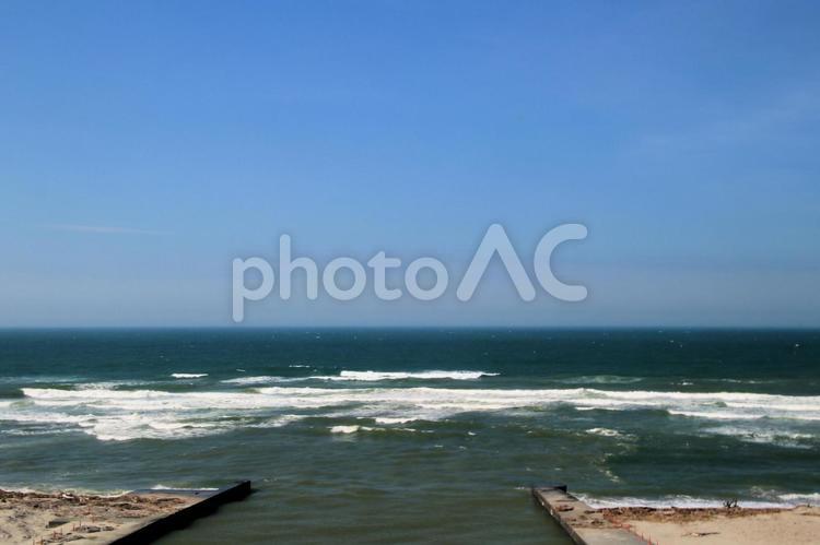 夏の菊川河口風景 夏,海辺,白波の写真素材