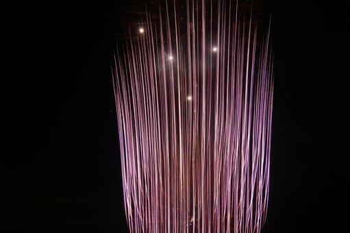 背景に合うアート花火 花火,アート花火,キラキラの写真素材