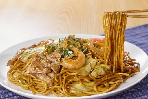 やきそば はしあげ やきそば はしあげ 焼きそば,皿盛り,はしあげの写真素材