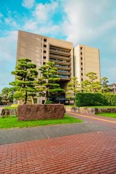 【福井】福井城跡にある福井県庁 【福井】福井城跡にある福井県庁 福井駅,福井,恐竜の写真素材