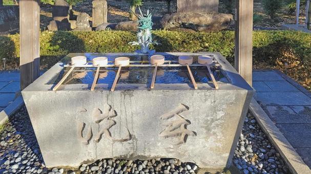 坂東33観音 08番 星谷寺 手水舎 坂東33観音 08番 星谷寺 手水舎の写真