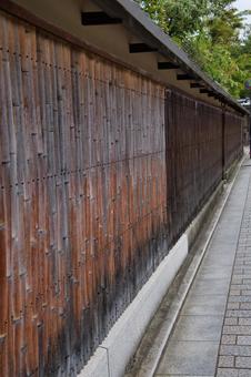 竹を使った古風な壁 京都 竹を使った古風な壁 京都 壁,竹,古風の写真素材