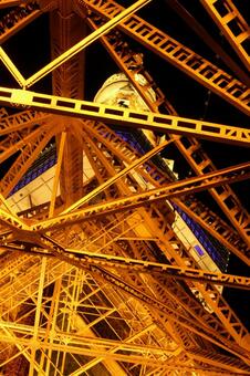 鉄骨の光 夜景,光,東京タワーの写真素材