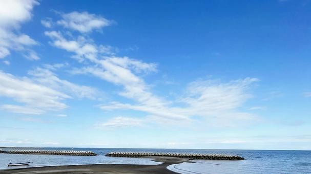 晴れ渡る海と青空の絶景 晴れ渡る海と青空の絶景 海,空,青空の写真素材