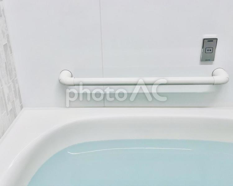 お風呂の手すり お風呂,バスタイム,手すりの写真素材