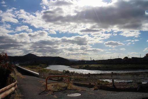 盛岡市内散策　その１０３ 北上川,晴天,晴れの写真素材