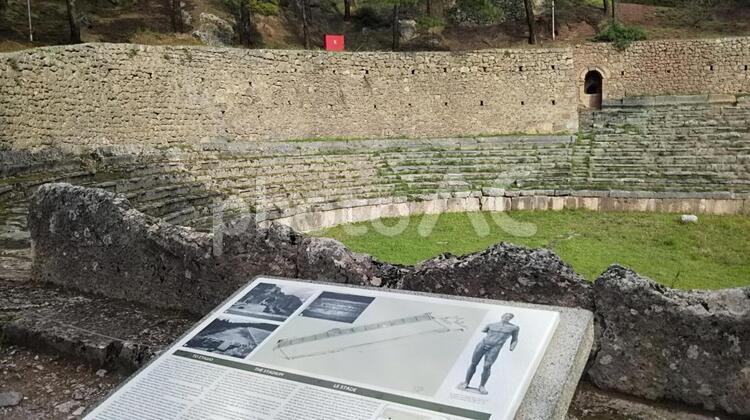 デルフィ遺跡　競技場（ギリシャ） デルフィ,古代遺跡,世界遺産の写真素材