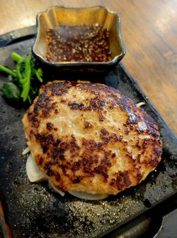 ハンバーグ ハンバーグ ハンバーグ,陶板焼き,肉の写真素材