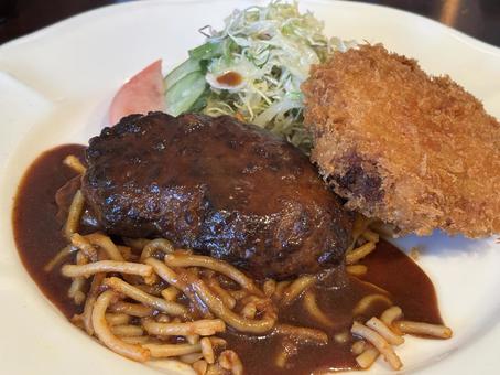 洋食ランチ_ハンバーグ_コロッケ 洋食,ランチ,ハンバーグの写真素材