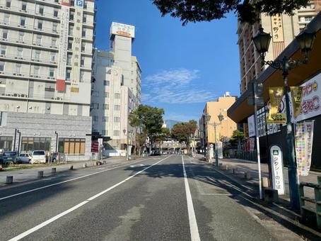別府駅前通りの光景 大分県別府市 別府駅前通りの光景 大分県別府市 別府,駅,駅舎の写真素材