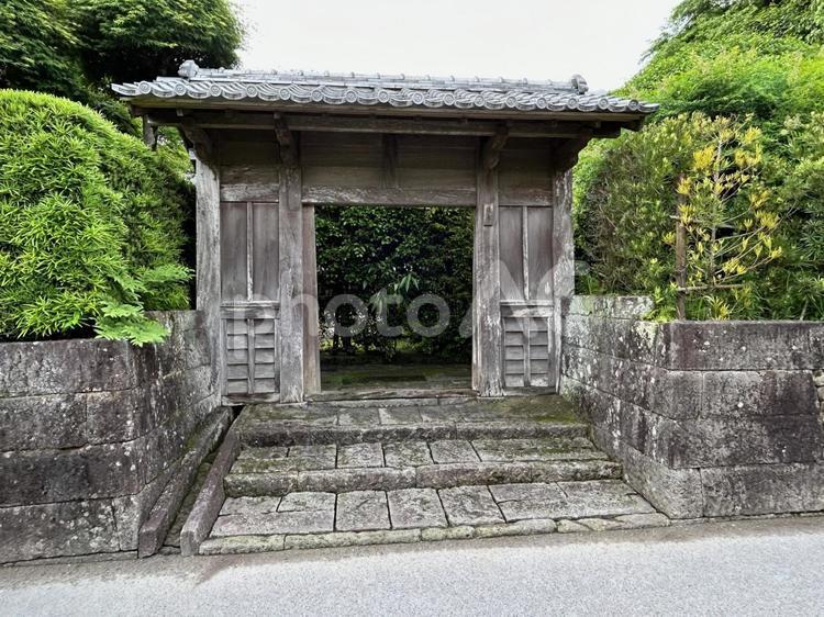  腕木門  知覧武家屋敷 知覧武家屋敷,薩摩藩,武家屋敷の写真素材