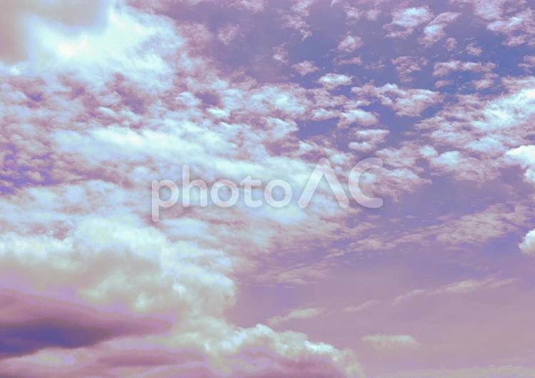 ピンク色の優しい空 ピンク,雲,空の写真素材