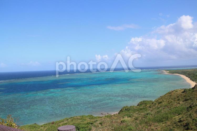 南の島の海 水域,砂,青緑色の写真素材