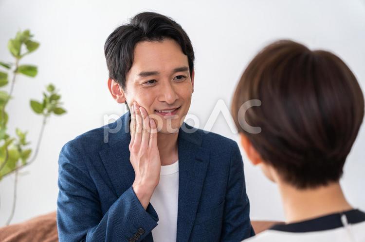 カウンセリングを受ける男性 カウンセラー,カウンセリング,女性の写真素材