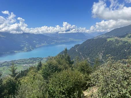スイスの青空と山 自然,山,湖の写真素材