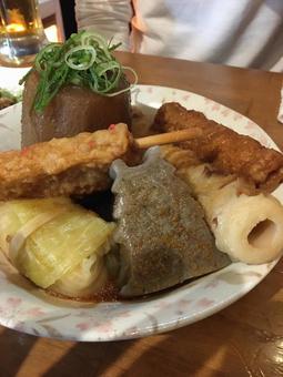 味しみおでん盛り合わせ 味しみおでん盛り合わせの写真
