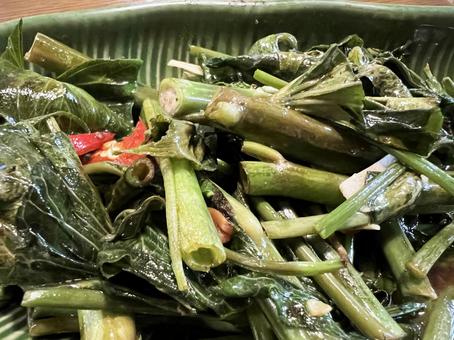美味しそうな空芯菜炒めのアップ・タイ料理 美味しそうな空芯菜炒めのアップ・タイ料理 タイ料理,空芯菜,炒めの写真素材