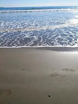 波打ち際のさざ波 波打ち際のさざ波 海,波,波打ち際の写真素材
