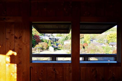 池田城の展望台窓から見下ろす庭園 展望台,天守,窓の写真素材