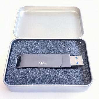 usbメモリ512gb 2 usbメモリ,フラッシュドライブ,ストレージの写真素材