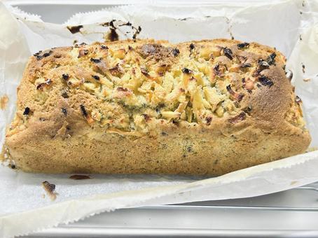 花梨と黒胡麻のパウンドケーキ 花梨,黒胡麻,パウンドケーキの写真素材