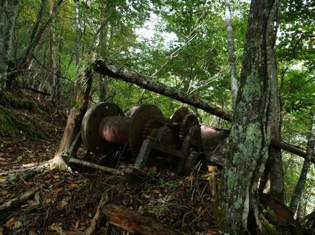 笊ヶ岳 残置物 笊ヶ岳 残置物 残置物,廃施設,笊ヶ岳の写真素材