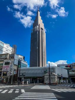 【東京都】JR代々木駅西口 【東京都】JR代々木駅西口 代々木駅西口,代々木駅,ドコモタワーの写真素材