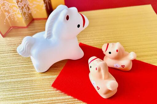 午年の年賀状素材 白馬の子馬 迎春,午年,お正月の写真素材