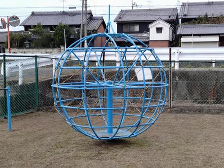 封印された回転ジャングルジム ジャングルジム,グローブジャングルジム,児童公園の写真素材