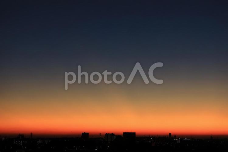 朝焼け　日の出　dawn  朝焼け,夜明け,朝焼け雲の写真素材