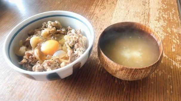 牛丼 牛丼,丼物,牛肉の写真素材