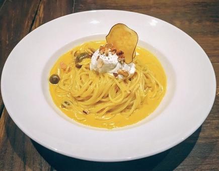 かぼちゃのパスタ かぼちゃのパスタ かぼちゃ,クリーム,パスタの写真素材
