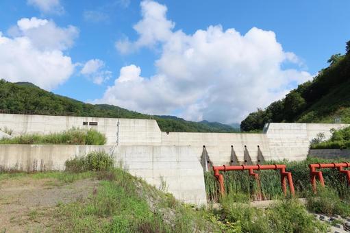 札比内川砂防堰堤 札比内川砂防堰堤 砂防ダム,札比内川,砂防堰堤の写真素材