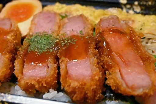 とんかつ弁当 とんかつ弁当 とんかつ,弁当,豚肉の写真素材