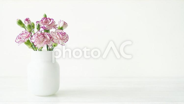 花のある暮らし　カーネーション 母の日,花,花束の写真素材