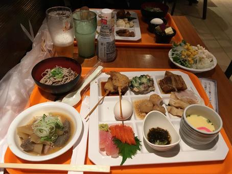 ホテルの夕食バイキング ホテルの夕食バイキング ホテル,夕食,バイキングの写真素材