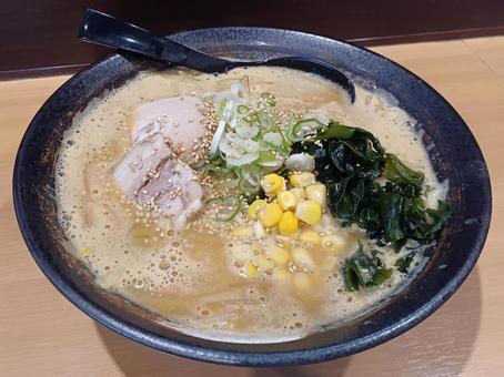 鳥白湯ラーメン 鳥白湯ラーメンの写真