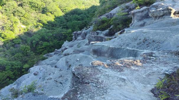 岩稜の地層③ 岩稜の地層③ 地層,岩,どんずるぼうの写真素材