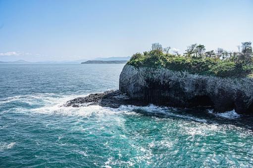 佐賀県　七ツ釜の風景 七ツ釜,佐賀,玄界灘の写真素材