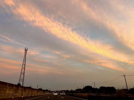 夕暮れ時の東北道 03 自動車専用道路,高速道路,ドライブの写真素材
