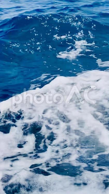 波　縦16:9 海,波,クールの写真素材