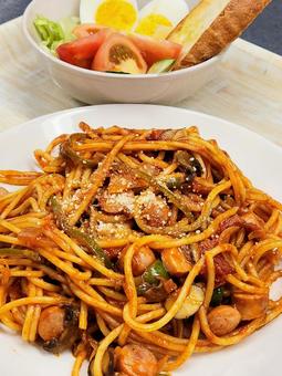 スパゲティナポリタン スパゲティナポリタン ナポリタン,パスタ,スパゲティの写真素材