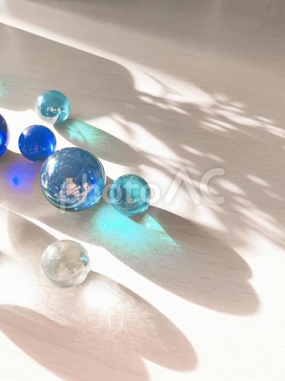 光とガラス玉 光,ガラス玉,ビー玉の写真素材