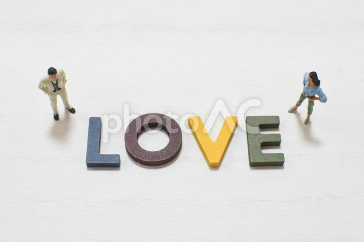 LOVEの文字と男女④ love,愛,文字の写真素材
