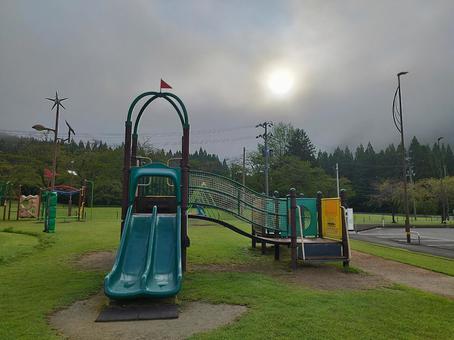 早朝の公園の遊具 早朝の公園の遊具 早朝,景色,公園の写真素材
