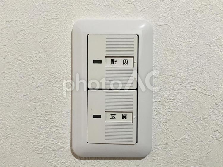 階段、玄関の照明スイッチ 階段,玄関,スイッチの写真素材