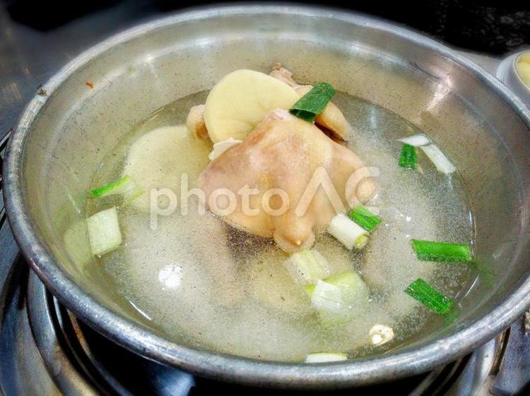 タッカンマリ タッカンマリ,鶏,一羽の写真素材