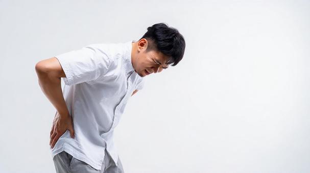 仕事の疲れと腰痛 仕事の疲れと腰痛の写真